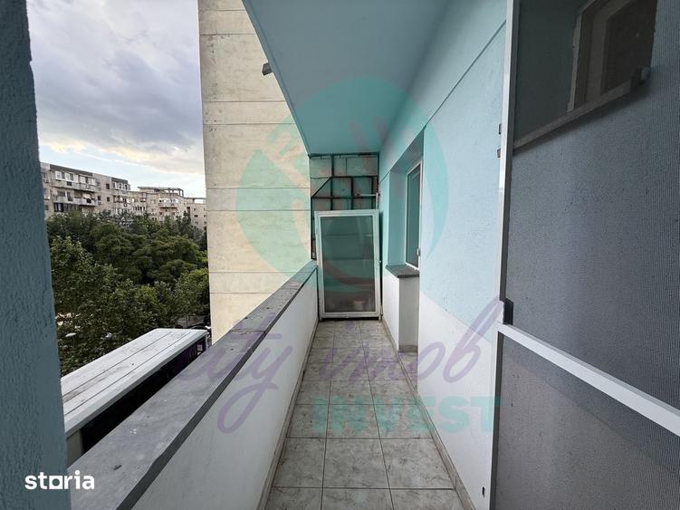 Apartament cu 4 camere în Nerva Traian