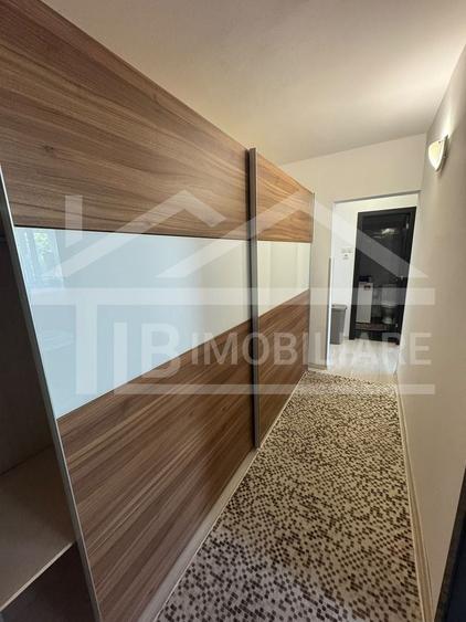 Apartament cu 2 camere decomandat, mobilat în Aleea Carpați