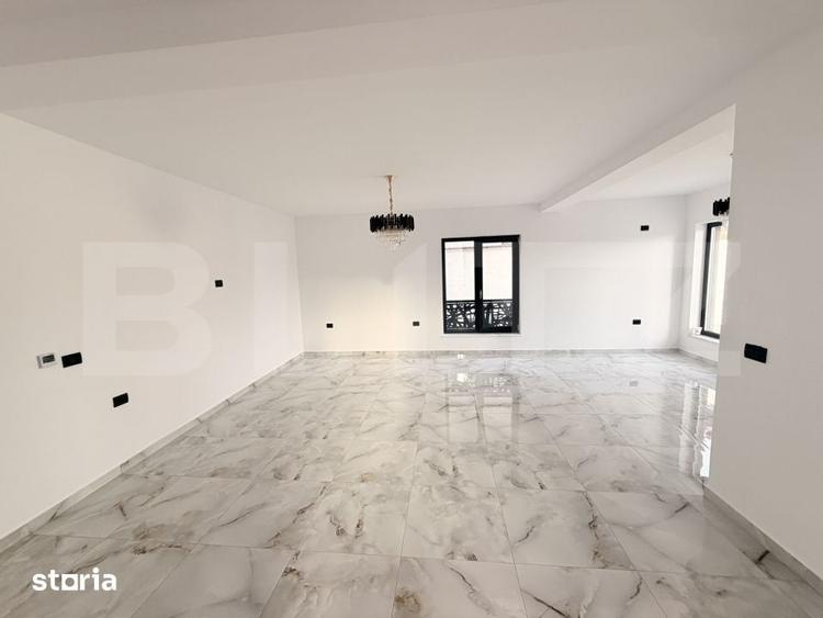 Casă cu 5 camere cu Teren 500 Mp în Central