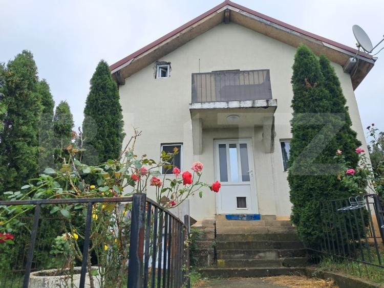 Casă individuală cu 4 camere cu Garaj în Câmpenești