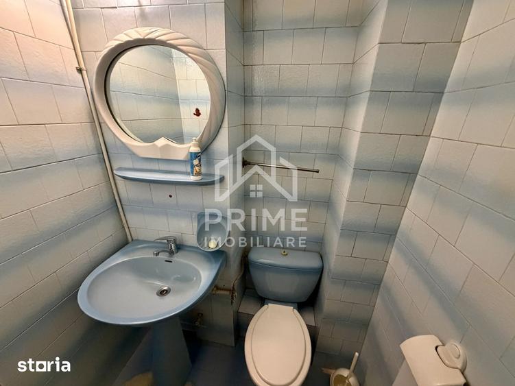 Apartament cu 3 camere decomandat, mobilat în Central