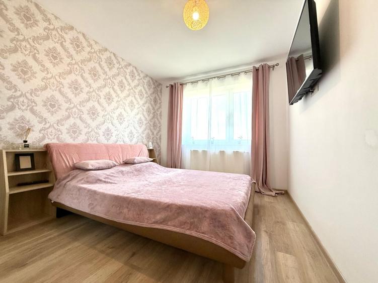Apartament cu 2 camere, mobilat în Tractorul