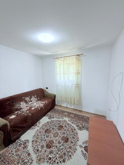 Casă individuală cu 2 camere cu Teren 890 Mp în Central