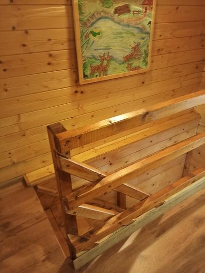 Casă cu 4 camere cu Teren 300 Mp în Valea Ierii