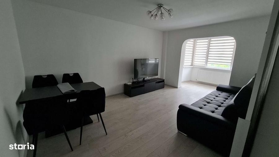 Apartament cu 3 camere decomandat în Griviței