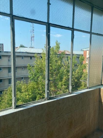 Apartament cu 2 camere semidecomandat, mobilat în Central