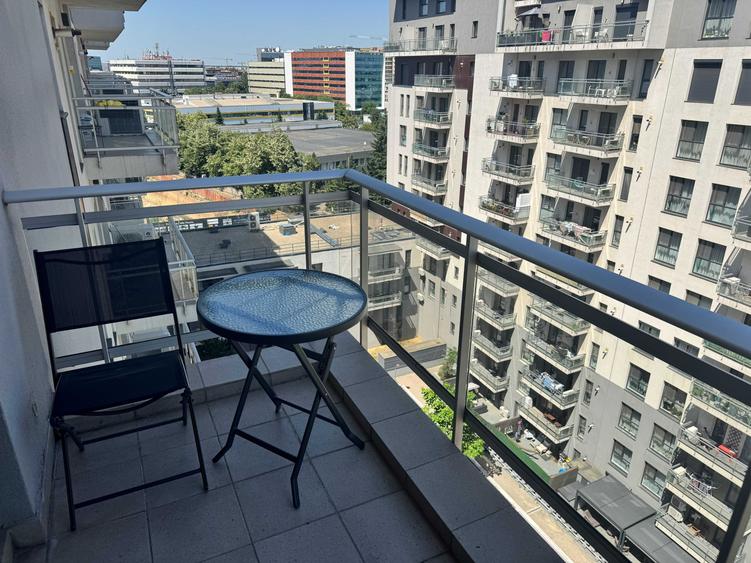 Apartament cu 2 camere decomandat în Pipera