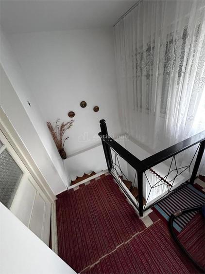 Casă cu Teren 600 Mp în Central