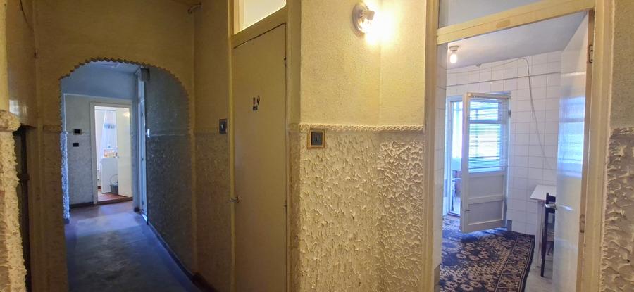 Apartament cu 3 camere decomandat în