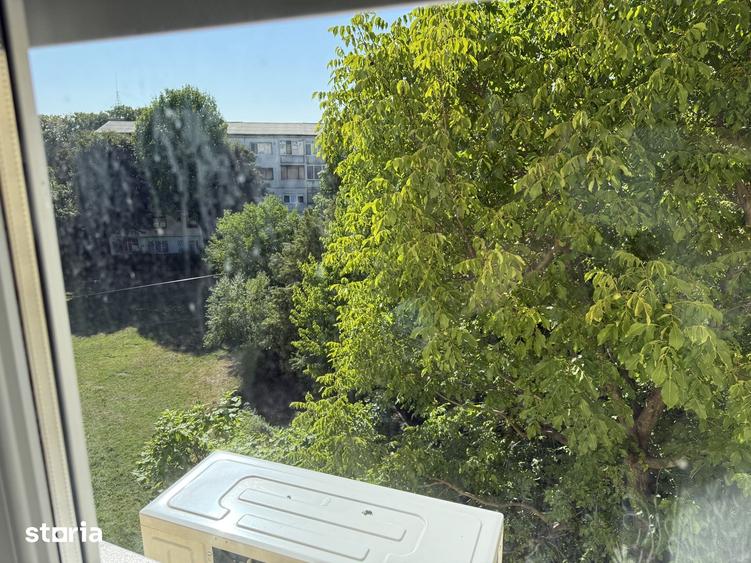Apartament cu 2 camere în Micro 15