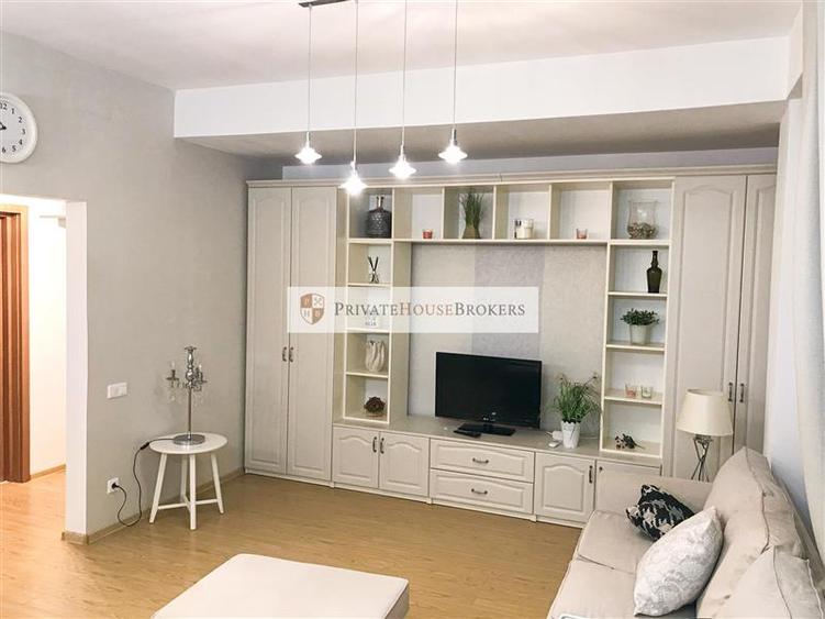 Apartament cu 2 camere semidecomandat, mobilat în Aviației