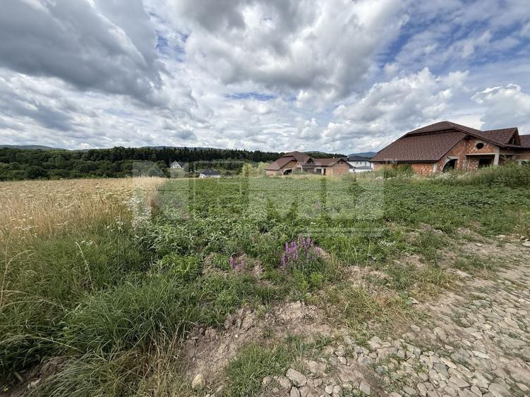 Teren Construcții intravilan de 1920 mp, în Horodnic de Sus