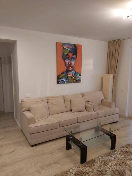 Apartament cu 2 camere semidecomandat în Sisești