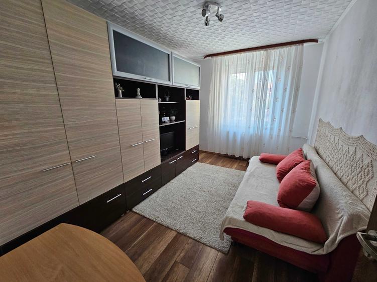 Apartament 3 camere, 2 bai, zona Iosia - 2