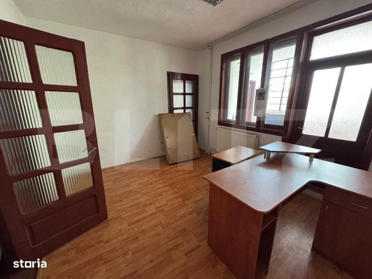 Casă cu 4 camere în Dorobanți