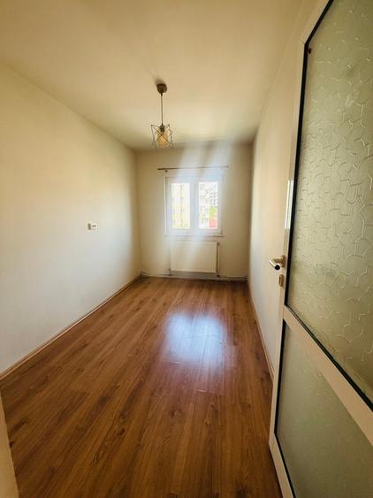 Apartament cu 3 camere decomandat, mobilat în Păcurari