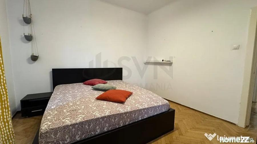 Apartament cu 4 camere decomandat în Central
