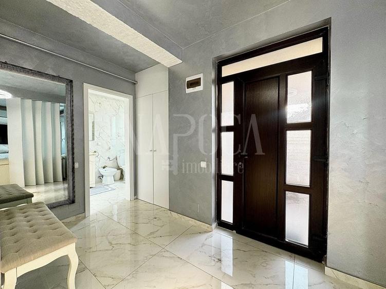 Duplex cu 4 camere cu Canalizare în Florești