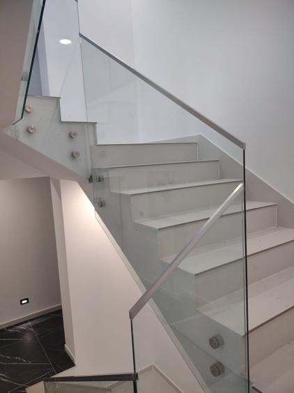Apartament cu 2 camere decomandat în Moșilor