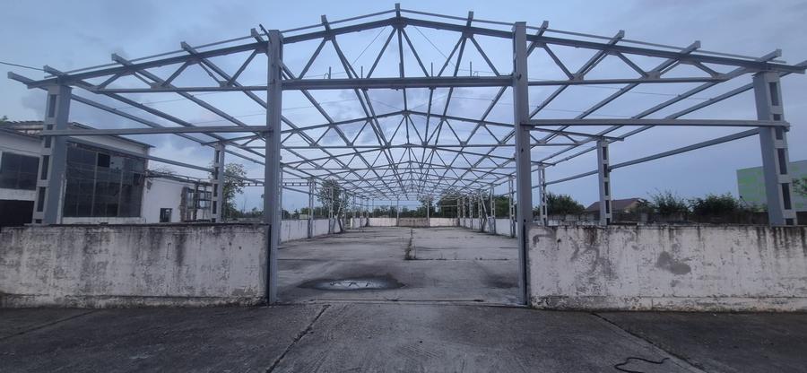 Spațiu industrial, de 3,000 mp, în Nord