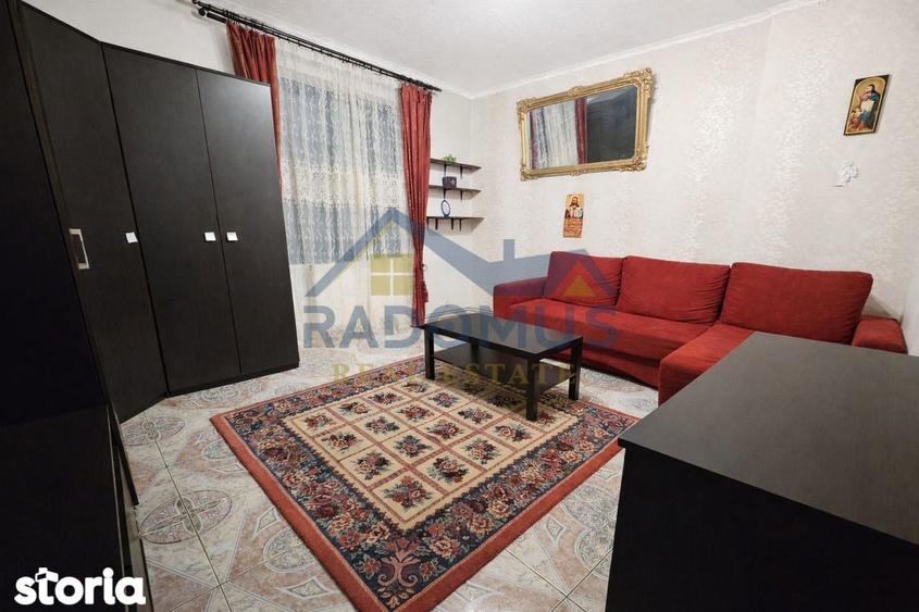 Apartament cu 3 camere, mobilat în Central