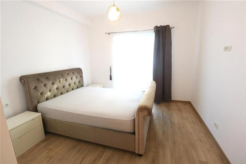 Apartament cu 2 camere decomandat, mobilat în Torontalului