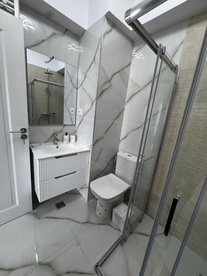 Apartament cu 3 camere decomandat în Ostroveni