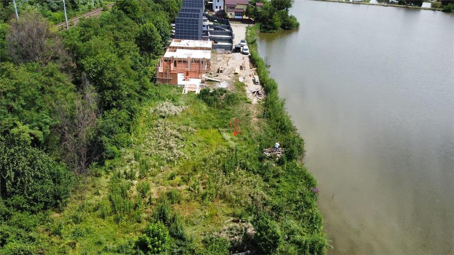 Teren Construcții intravilan de 1100 mp, în Periș