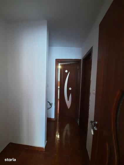 2 camere circular Brazda (Piata Baba Novac) - 9