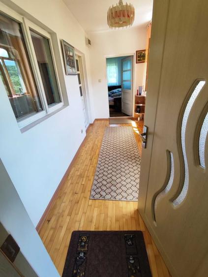 Casă cu 4 camere în Vulcana-Băi