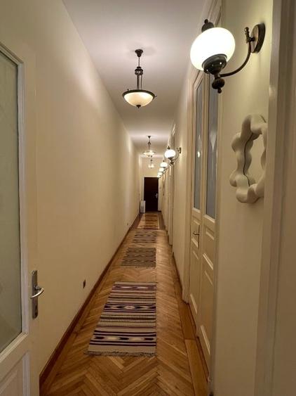 Apartament cu 3 camere decomandat, mobilat în Cișmigiu