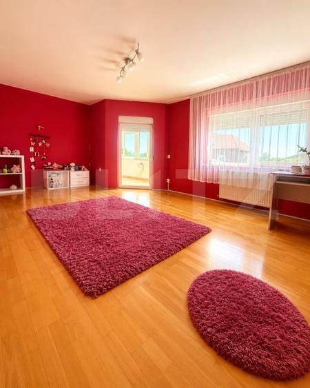 Duplex cu 6 camere cu Canalizare în Braytim