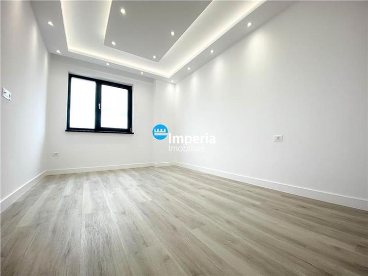Apartament cu 3 camere decomandat în Dacia