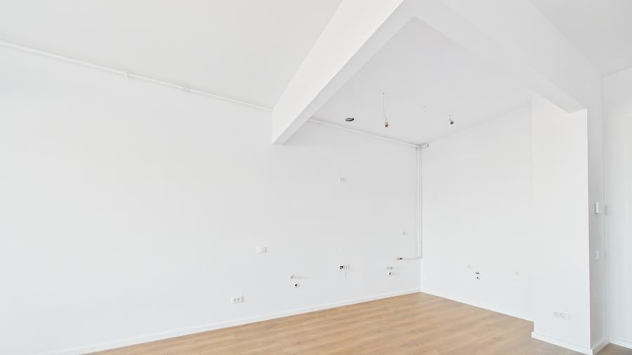 Apartament cu 2 camere semidecomandat în Grivița