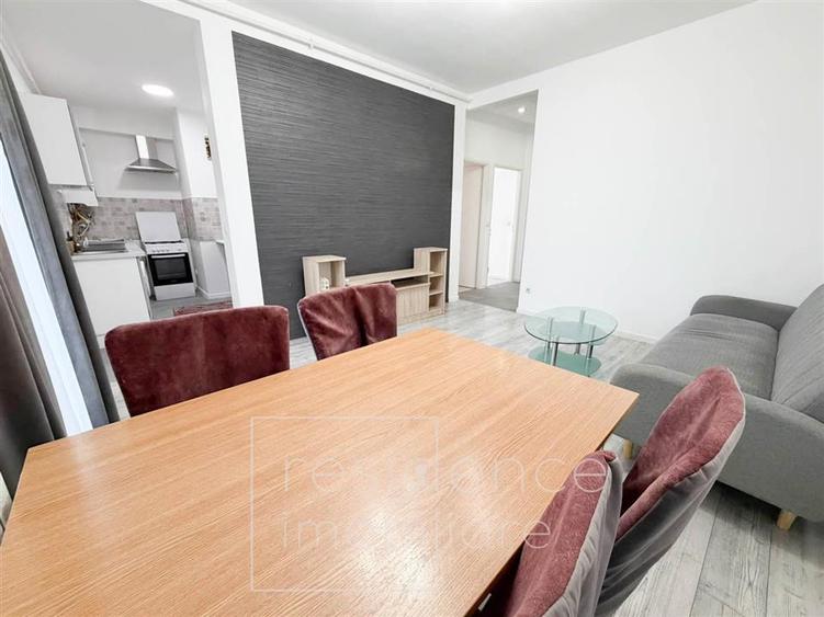Apartament cu 3 camere semidecomandat în Mărăști