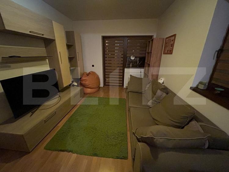 Apartament cu 2 camere semidecomandat, mobilat în Zorilor