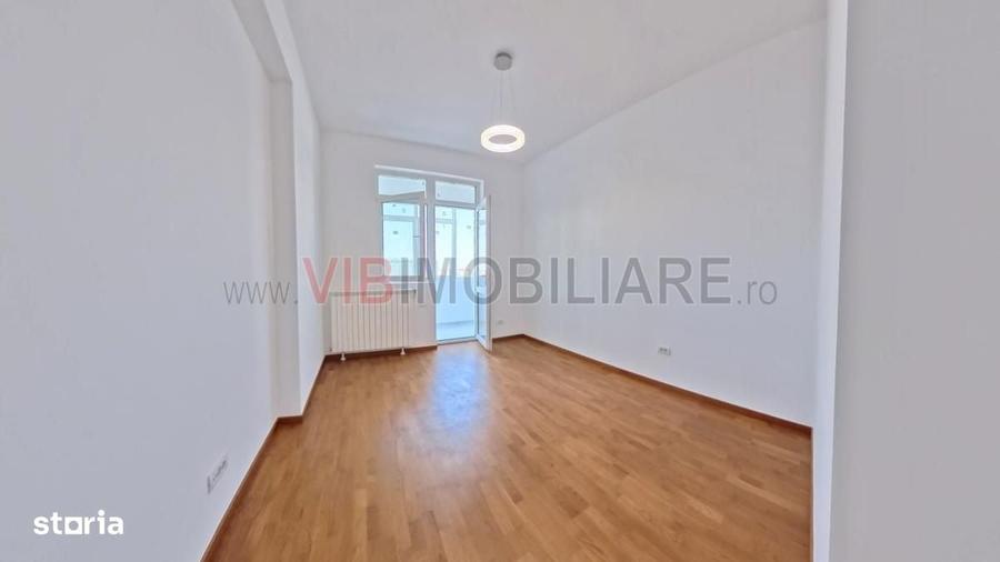 Apartament cu 4 camere în Viilor