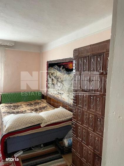 Casă cu 3 camere cu Teren 714 Mp în Siret