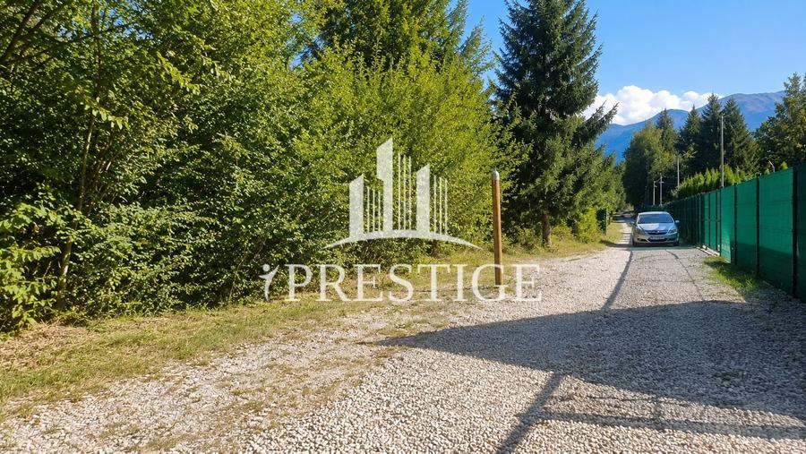Teren Construcții intravilan de 744 mp, în Central