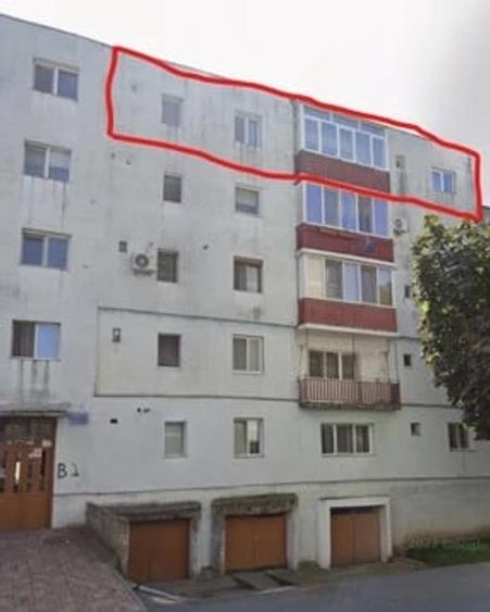 Apartament cu 3 camere semidecomandat în Central