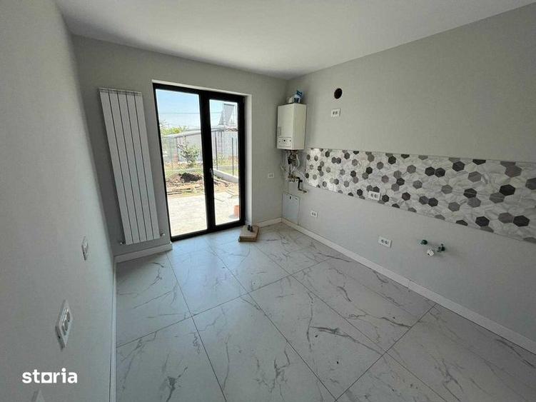 Casă cu 4 camere cu Teren 108 Mp în Central
