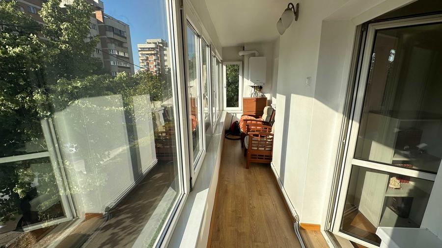 Apartament cu 2 camere decomandat în Central