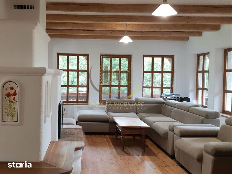 Casă cu 6 camere cu Teren 3000 Mp în Ciurila