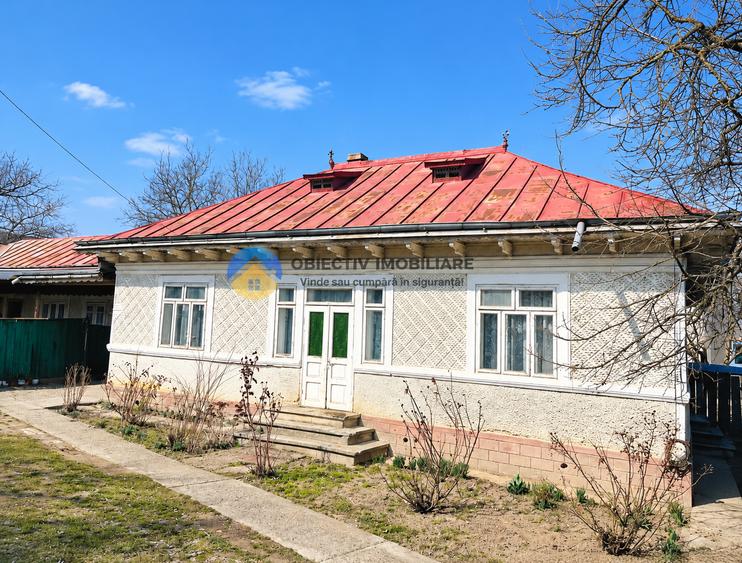 Casă individuală cu 3 camere cu Teren 7702 Mp în Bodești
