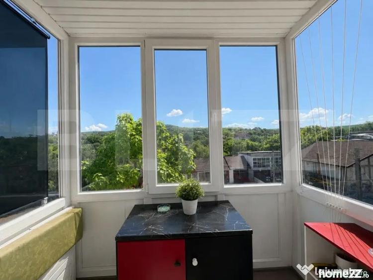 Apartament cu 2 camere semidecomandat în Central