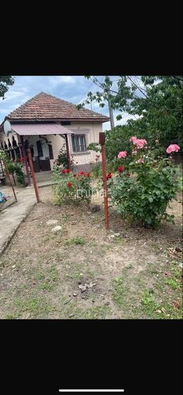 casa de vanzare devesel Mehedinti