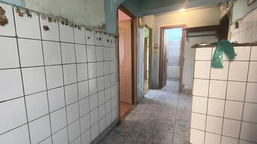 Apartament cu 2 camere decomandat în Minerul