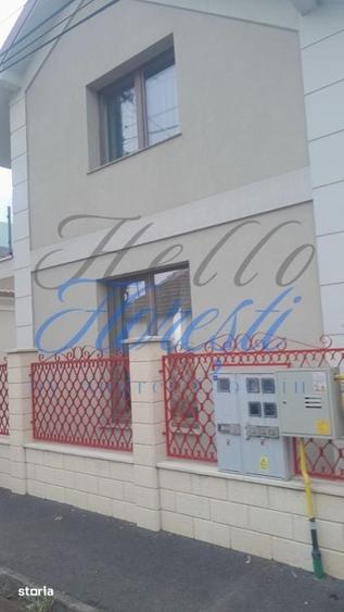 Casă cu 3 camere cu Teren 200 Mp în Florești