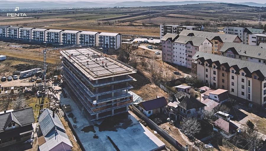 Apartament cu 2 camere decomandat în Central
