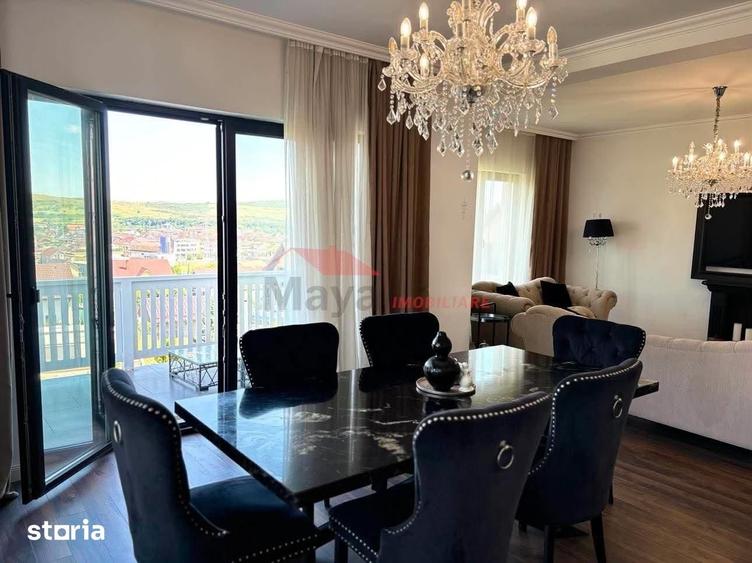 Casă cu 4 camere cu Teren 337 Mp în Central